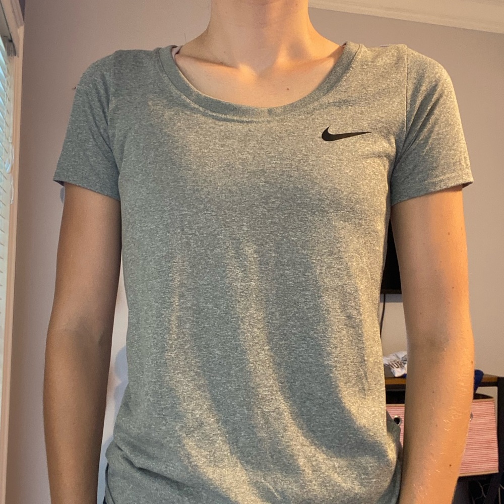Nike dri-fit workout shirt! Size small; grey color; great condition